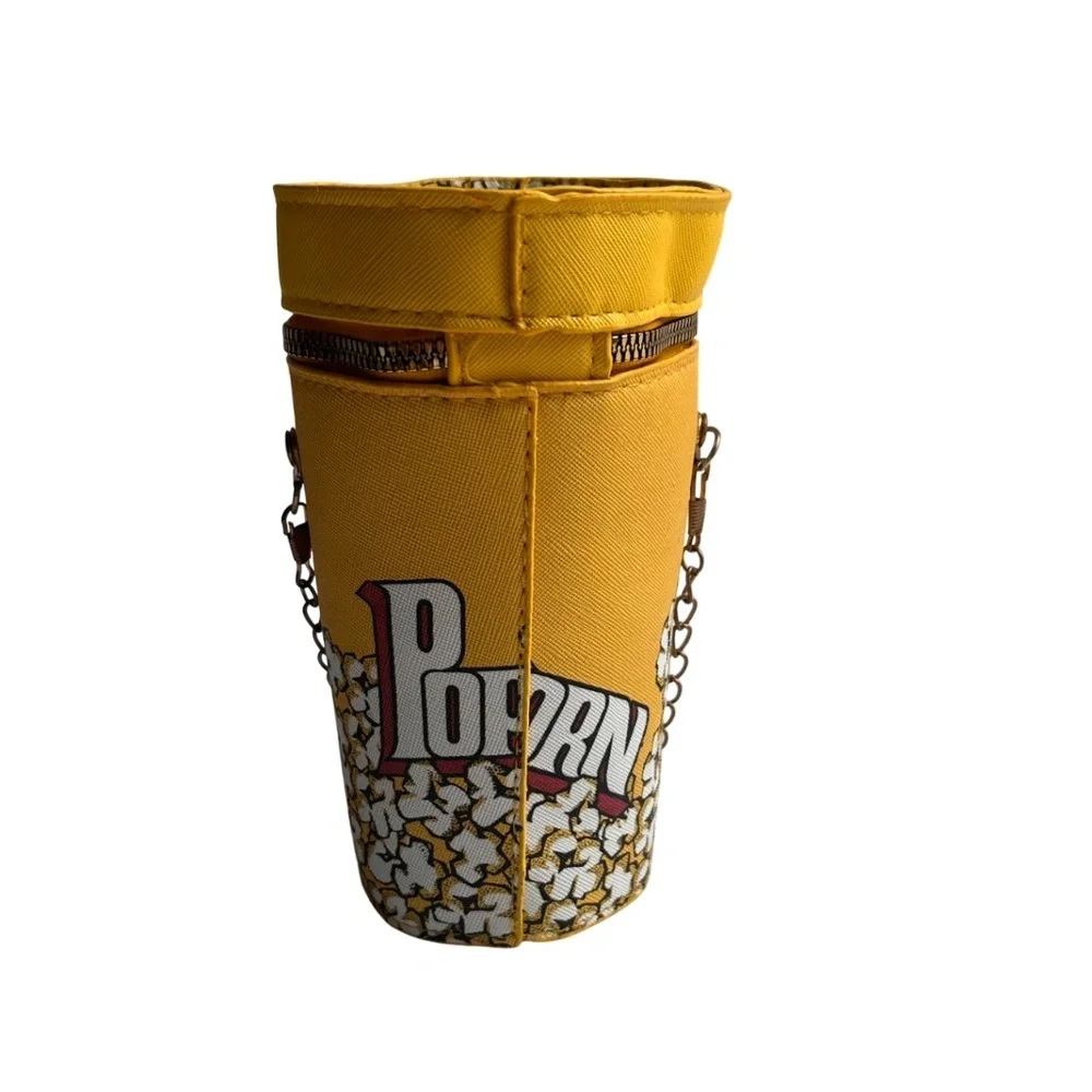 Popcorn Small Bucket Crossbody Bag​ with Chain